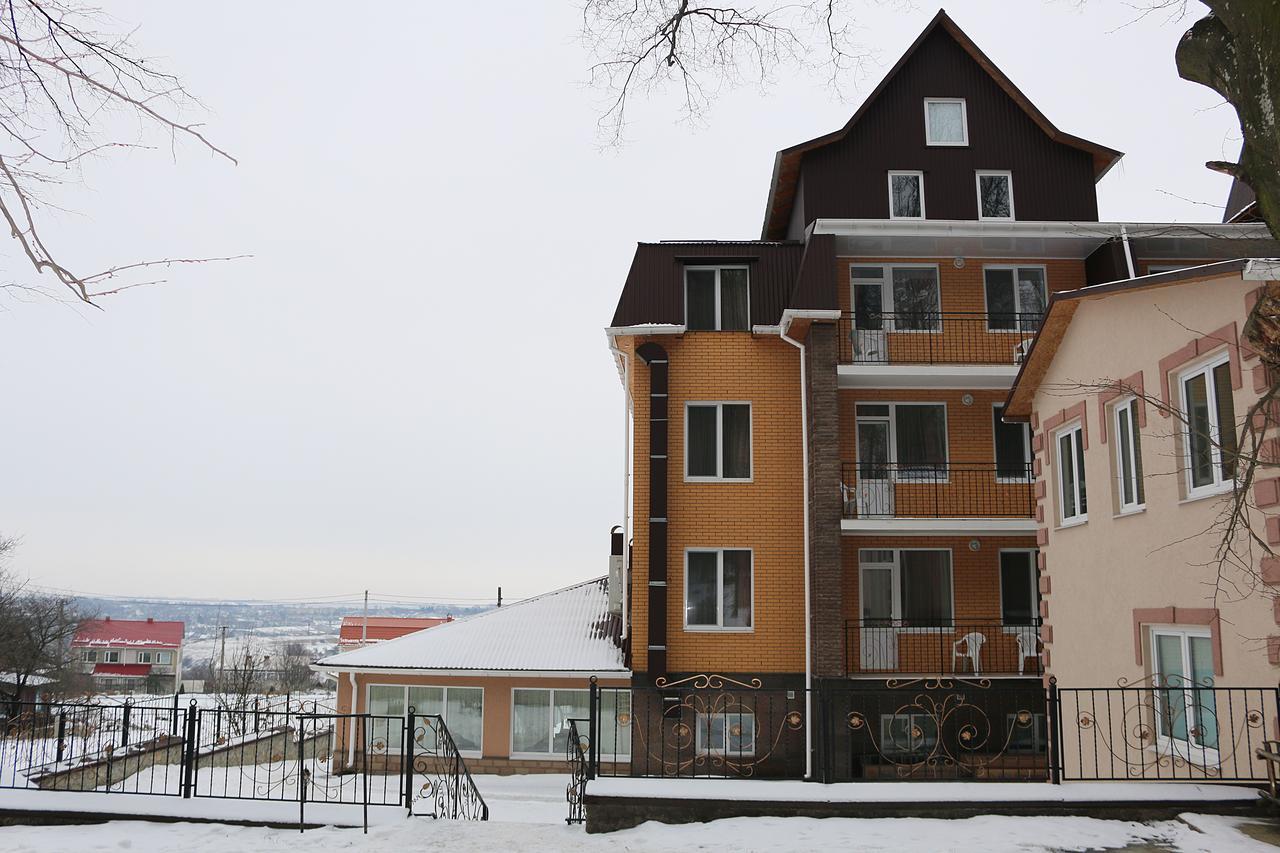Vitapark Sonyachnyy Provans Sataniv Dış mekan fotoğraf